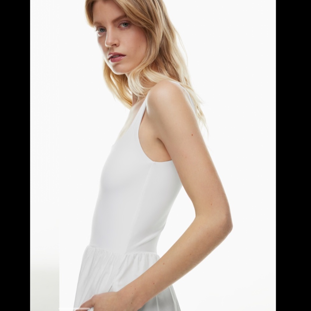 NEW ARITZIA REVIVE DRESS BABATON IN WHITE XXS NWT SOLD OUT ONLINE - Picture 2 of 9